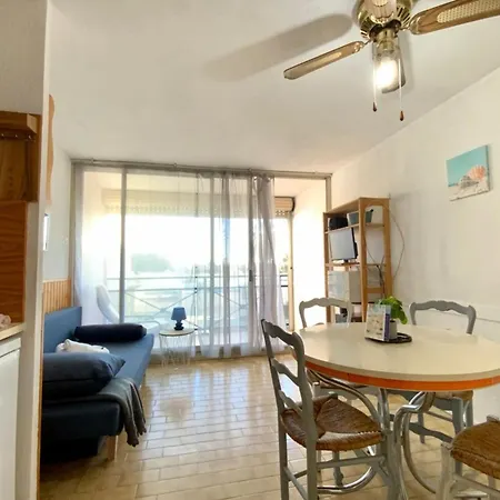 The Blue Lagoon - Studio Cabin Terrace And Wifi! *